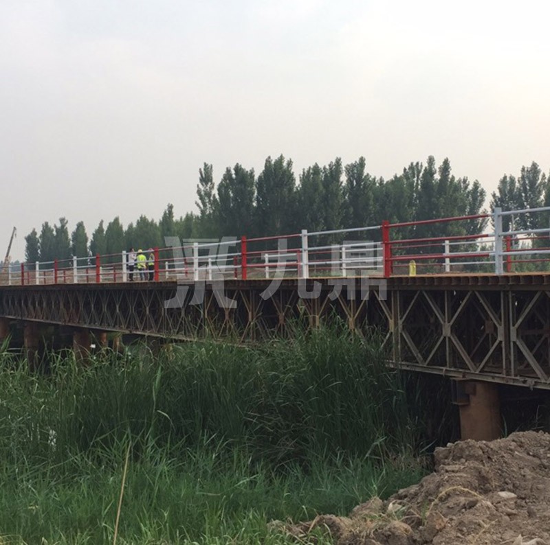 河北(bei)冀(ji)通路(lu)橋(qiao)-北(bei)京新(xin)機(ji)場(chang)至悳州(zhou)高(gao)速公路(lu)施工(gong)鋼便(bian)橋